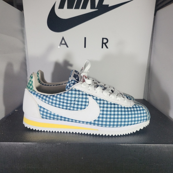Size 8.5- Nike Classic Cortez QS Womens White Blue Plaid BV4890-101 Sneakers. FI - Picture 2 of 12